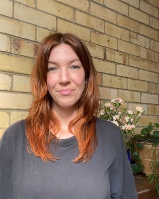 Photo of Isy Stoner - Somatic Psychotherapy &Counselling with Isy Stoner, Psychotherapist, PACFA