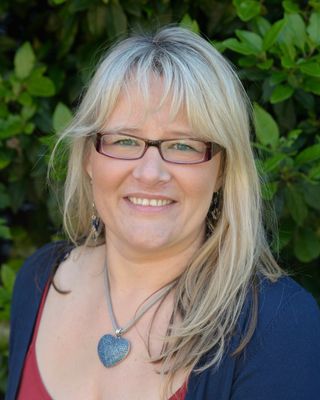 Photo of Emma Ellis, Counsellor, MBACP