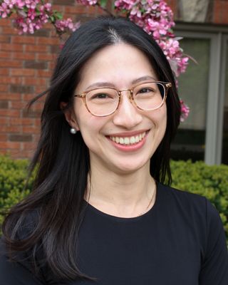 Photo of Esther Lee, Pre-Licensed Professional