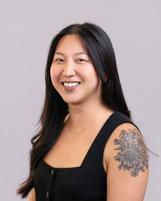 Photo of Dr. Michelle Teo, Psychologist, DCounsPsych, CPsychol