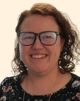 Photo of Lisa Dean, Marriage & Family Therapist, MS, LMFT