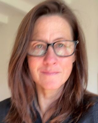 Photo of Lisa Stevenson, Psychotherapist, MA, COSRT Reg.