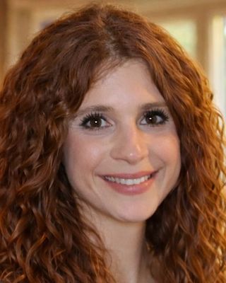 Photo of Daisy Barroso, Marriage & Family Therapist, LMFT