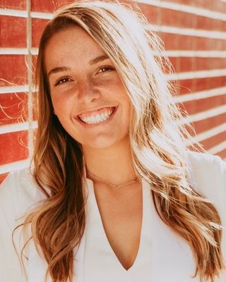 Photo of Alexa Fisher, Pre-Licensed Professional