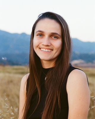 Photo of Jenny Ziesenhenne, Marriage & Family Therapist Associate, MA