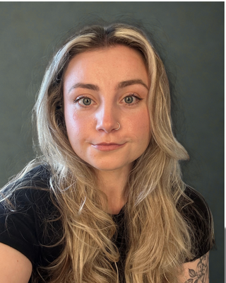 Photo of Amanda McCurdy, Registered Psychotherapist (Qualifying), MACP