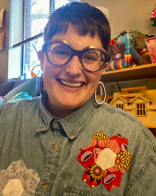 Photo of Ren Moler, Licensed Social Worker, LSW