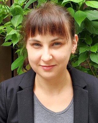 Photo of Karen Shay, Registered Psychotherapist in Toronto, ON