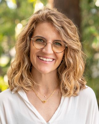 Photo of Ariella Baugh Lane, Marriage & Family Therapist, MS, MA, LMFT