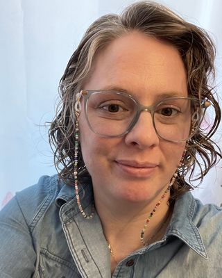 Photo of Anna Hepker, Clinical Social Work/Therapist, LISW