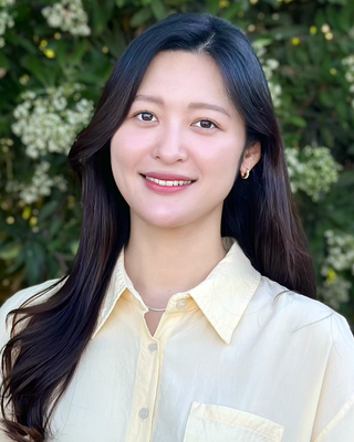 Photo of Julia Zhang, Marriage & Family Therapist Associate in San Clemente, CA