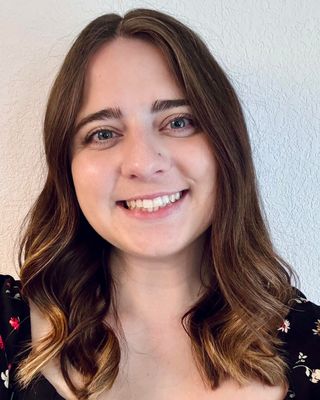 Photo of Alexis Tanaka, Clinical Social Work/Therapist, LCSW, RPT™