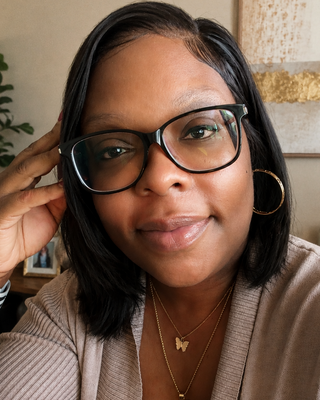 Photo of Carmen Cooks, Counselor, LIMHP, CPC