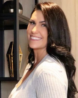 Photo of Andrea Kalentzis, Registered Psychotherapist (Qualifying), MA, RPQ
