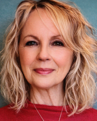 Photo of Suzanne Olesker, Clinical Social Work/Therapist, LCSW-C