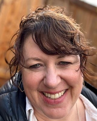 Photo of Gretchen L Gamradt, Clinical Social Work/Therapist, MSW, LICSW
