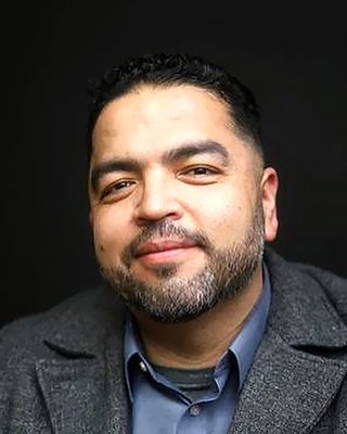 Photo of Alex Avila, Marriage & Family Therapist, LMFT