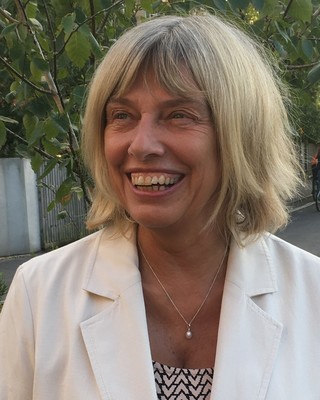 Photo of Lynne Trenery, Counsellor in Oxfordshire, England