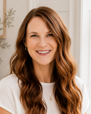 Photo of Dr. Jessica Grove, Psychologist, PhD
