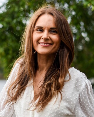 Photo of Sarah Dakhili, Counsellor in Queensland