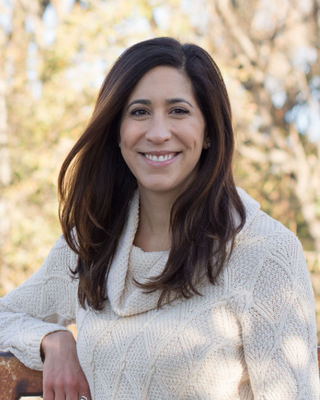 Photo of Angie Linhof, Marriage & Family Therapist, MA, LMFT