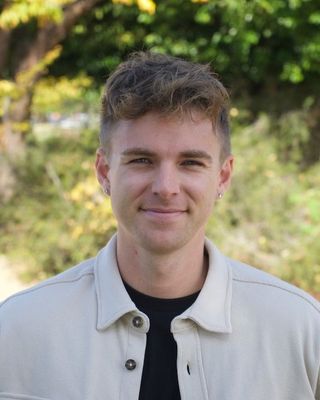 Photo of Conner Schilling, Marriage & Family Therapist, MA, LMFT