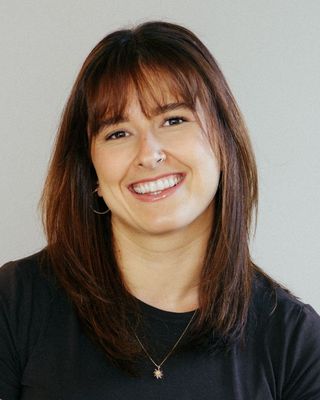 Photo of Deanna Balberman, Registered Psychotherapist (Qualifying), BA , RHN
