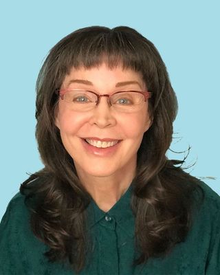 Photo of Rhonda Alton-Tracy, Counsellor, RCC
