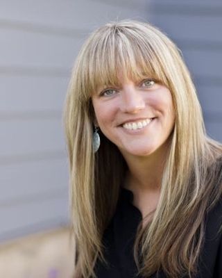 Photo of Katherine Isaacson, Licensed Professional Counselor, LPC, LCPC