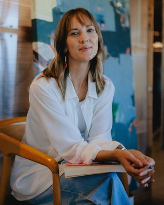 Photo of Mary Hellstrom, Marriage & Family Therapist, MA, LMFT