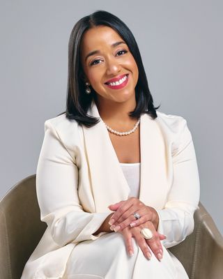 Photo of Yaren J Ravel, Counselor, LMHC