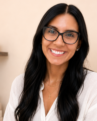 Photo of Erika Piloto, Clinical Social Work/Therapist, MSW, LCSW-QS, LMSW-C