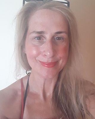 Photo of Anne Marie Davis, Psychotherapist, DCounsPsych, MBACP