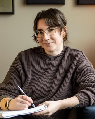 Photo of Kourtney Cameron, Counsellor, MACP, RCC