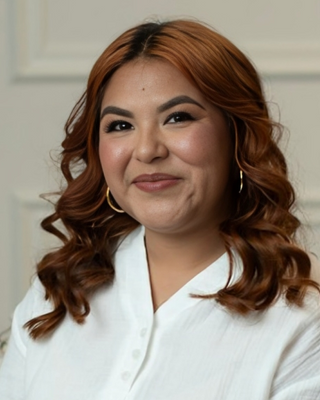 Photo of Valerie Nolasco, Marriage & Family Therapist, LMFT