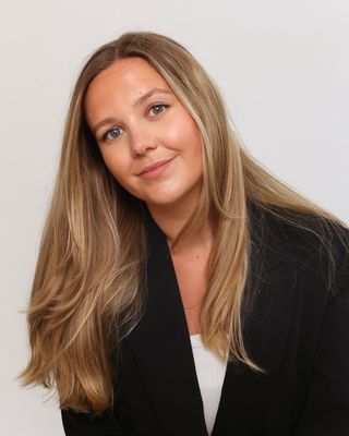 Photo of Bronte Le Marquand - Psychotherapist & Anxiety Specialist, Psychotherapist, MHGI