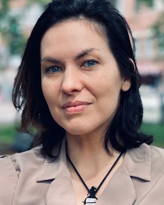 Photo of Lisa Coppola, Licensed Clinical Professional Counselor, LMHC, LCPC, MEd