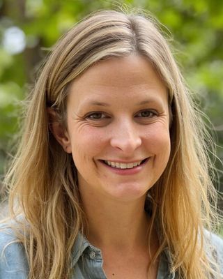 Photo of Deni Urda, Clinical Social Work/Therapist, MSW, LCSW