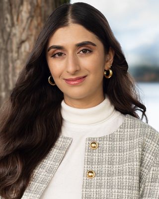 Photo of Iman Mohamadi, Counsellor, MCP, RCC