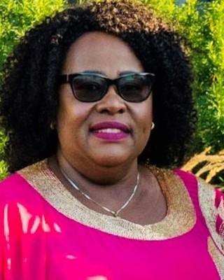 Photo of Dorothee Chopamba, MSW, RSW, Registered Social Worker