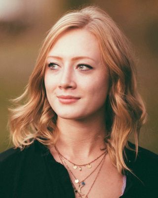 Photo of Chloe Solari, Psychiatric Nurse Practitioner, PMHNP, RN