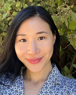 Photo of Grace C Chen, LCSW