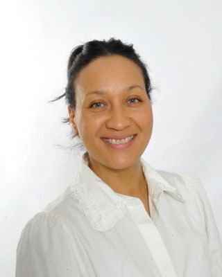 Photo of Lauren McKenzie, Counsellor, MBACP