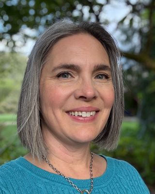 Photo of Erin Foster Smith, Pre-Licensed Professional, LSWAIC
