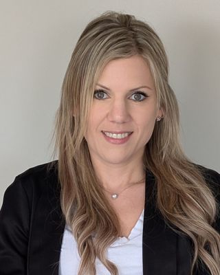 Photo of Ashley Vickerd - Durand Health, Registered Psychotherapist (Qualifying), RP