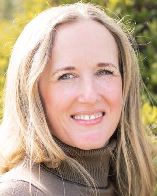 Photo of Casey Swank, Clinical Social Work/Therapist, LCSW