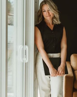 Photo of Lisa Moncton - Clear View Psychotherapy, Counsellor