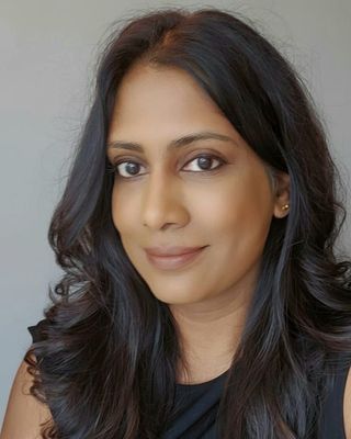 Photo of Tharsi Selvaratnam, Registered Social Worker, BSc, MSW, RSW