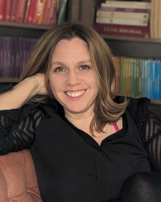 Photo of Leathicia Turgeon-Dalpé - Leathicia Turgeon-Dalpé, Couple and Sex Therapist, Registered Psychotherapist, MA, CRPO, OPSQ