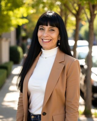 Photo of Cristina P Sideris, Clinical Social Work/Therapist, MSW, LICSW